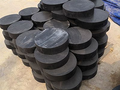 代县板式橡胶支座由若干层橡胶片与薄钢板经加压硫化